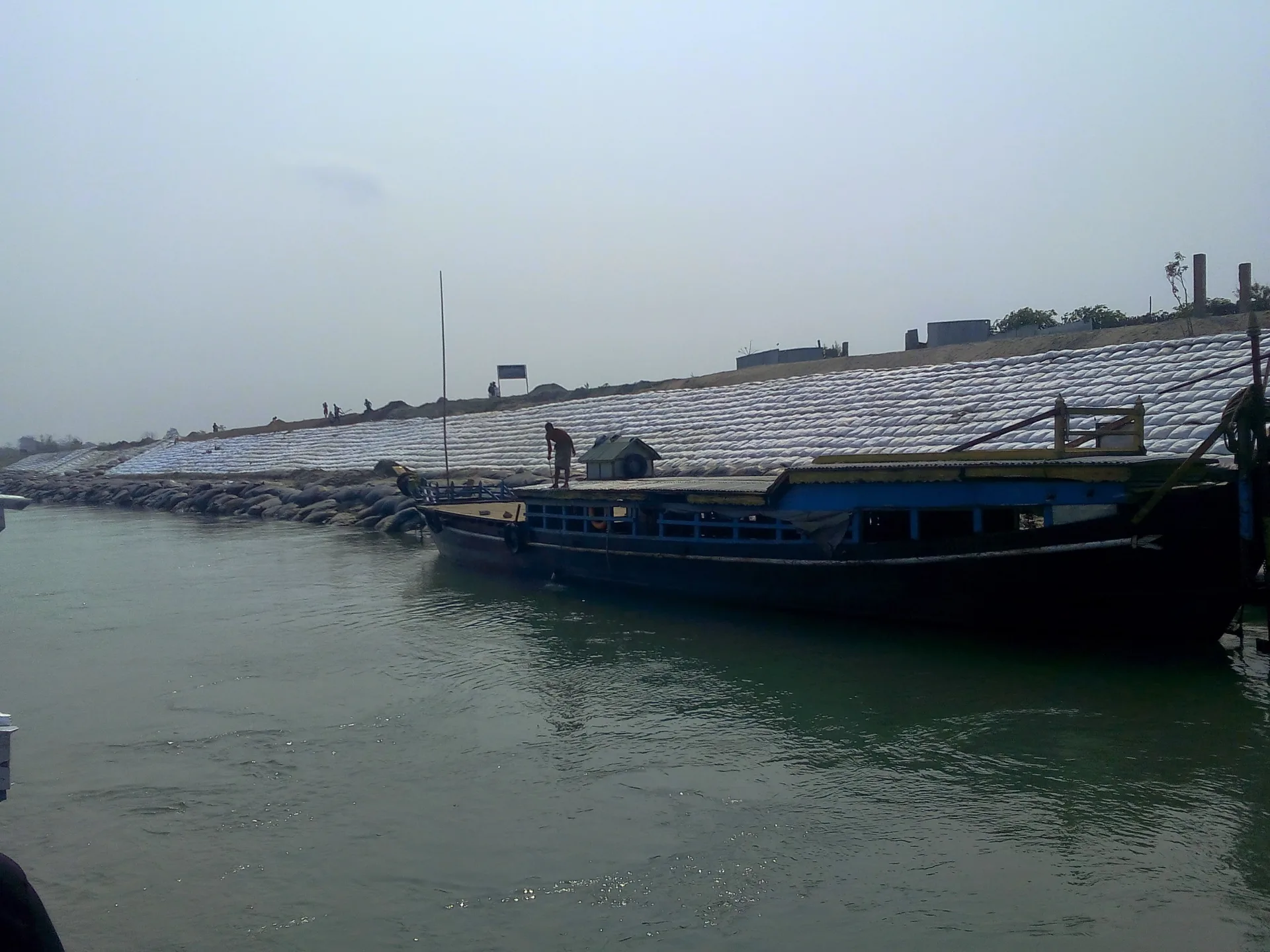 FLOOD MITIGATION & RIVER BANK PROTECTION USING TECHFAB GEOTEXTILE BAGS ALONG BRAHMAPUTRA RIVER BANK, TINSUKIA, ASSAM