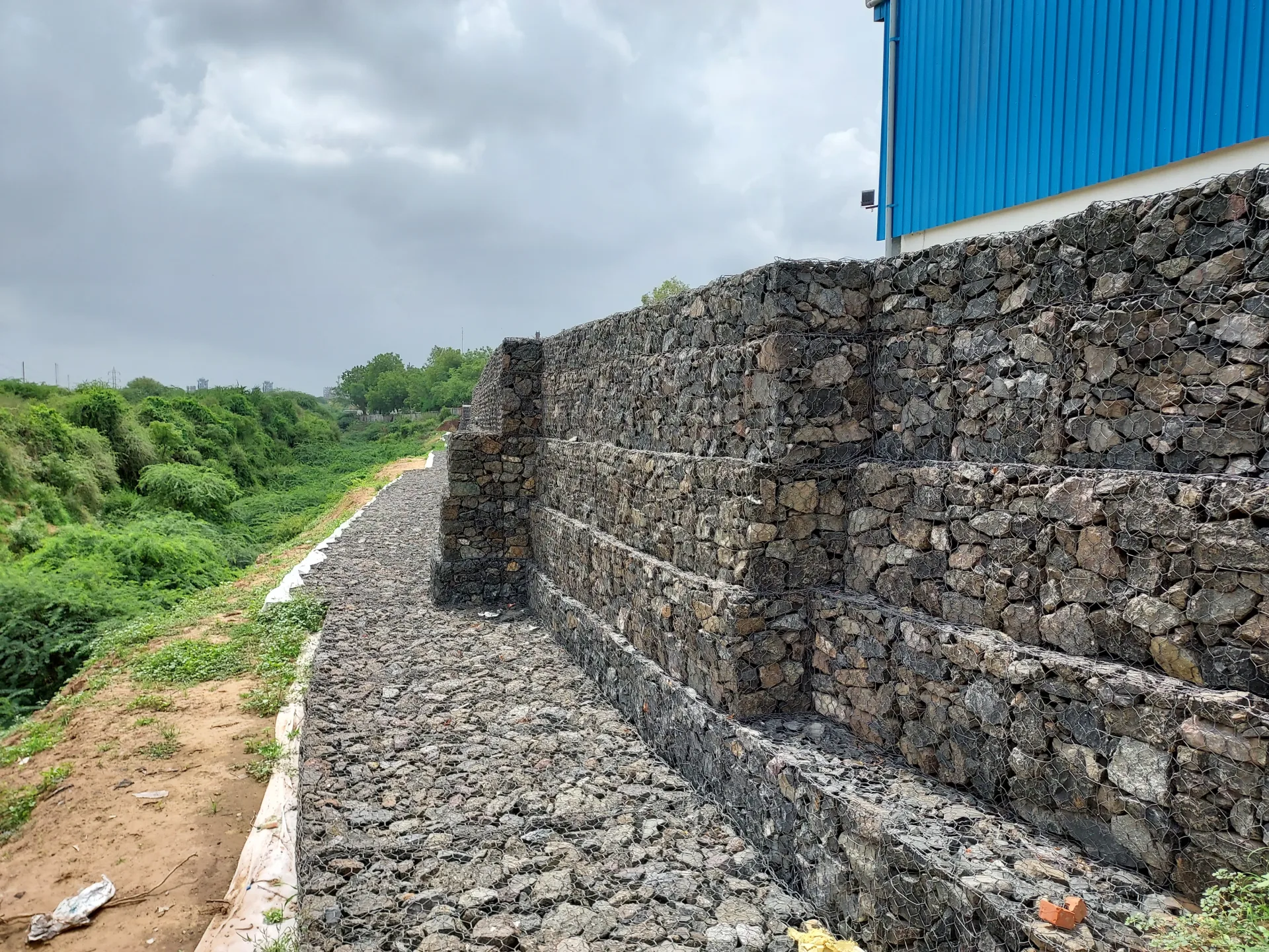River Bank Protection &amp; Compound Wall Construction with TechFab Gabion Retaining Wall at the Premises of Diamines and Chemicals Ltd, Nandesari, Gujarat