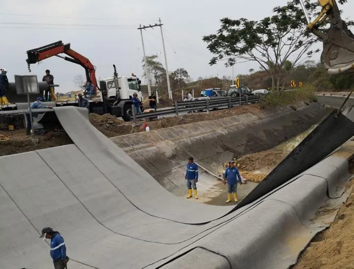 Channel Protection & Stormwater Drainage - Geosynthetic Cementitious Composite Mat installation in progress