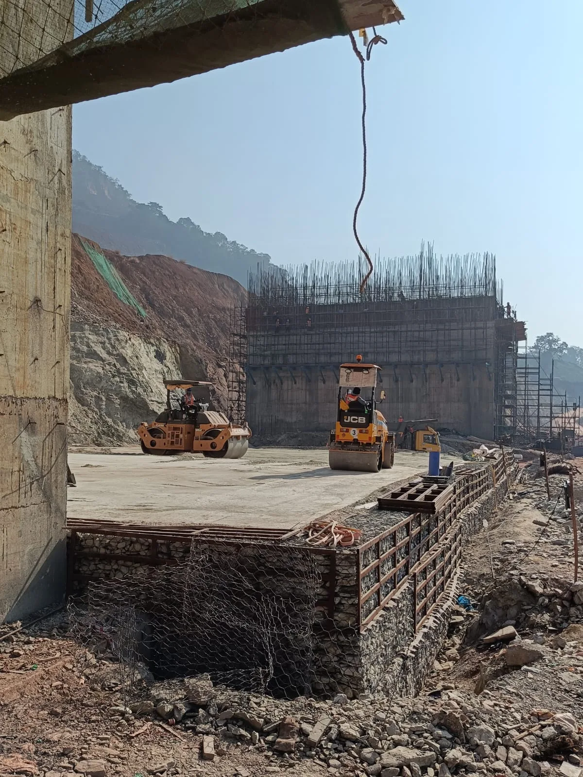 Waste dump stabilisation works at a mine site