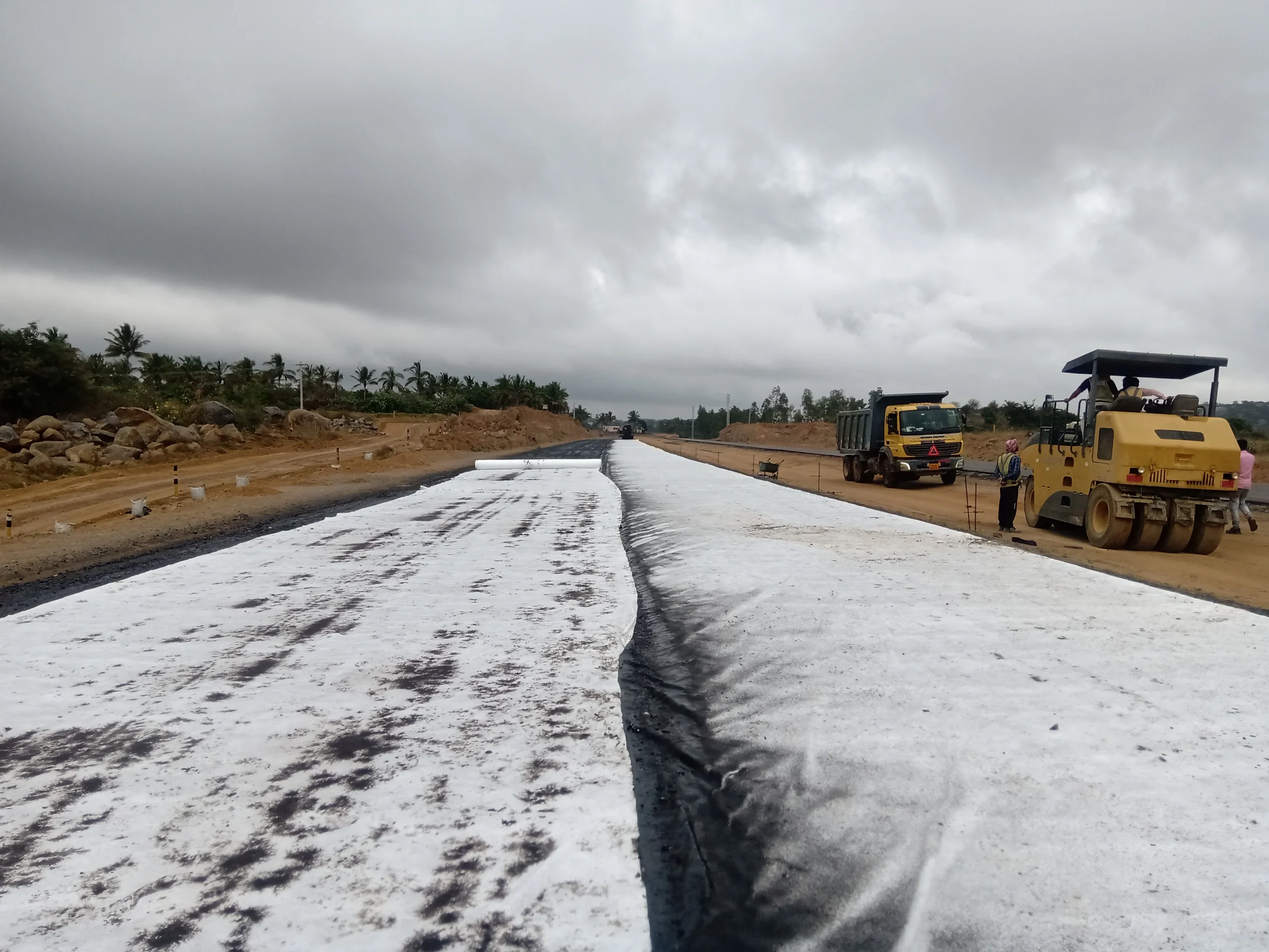 Bituminous Pavements and Overlays
