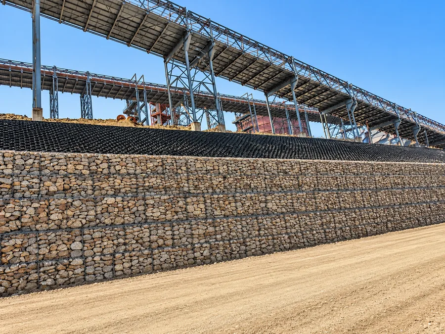 Retaining Walls for Industrial Facilities